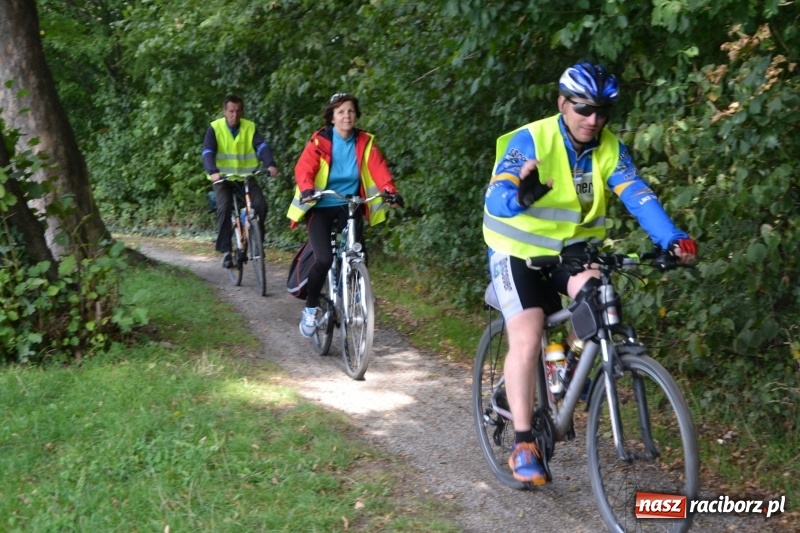 Zdjęcie w galerii na portalu naszraciborz.pl: Krzyżanowice. Rajd rowerowy na zakończenie sezonu wiadomości z regionu