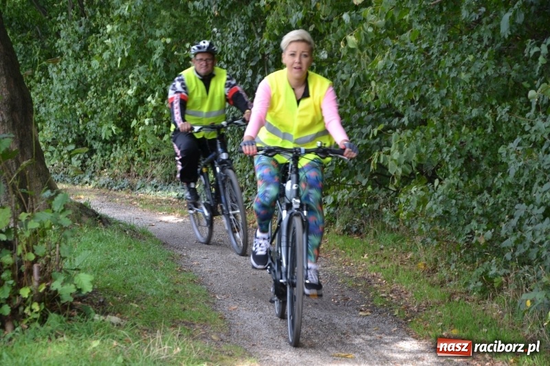 Zdjęcie w galerii na portalu naszraciborz.pl: Krzyżanowice. Rajd rowerowy na zakończenie sezonu wiadomości z regionu