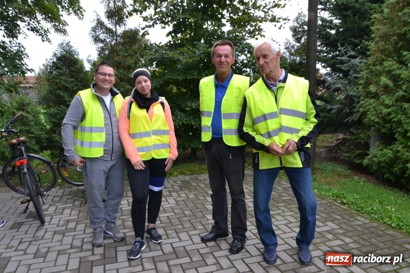 Zdjęcie w galerii na portalu naszraciborz.pl: Krzyżanowice. Rajd rowerowy na zakończenie sezonu wiadomości z regionu
