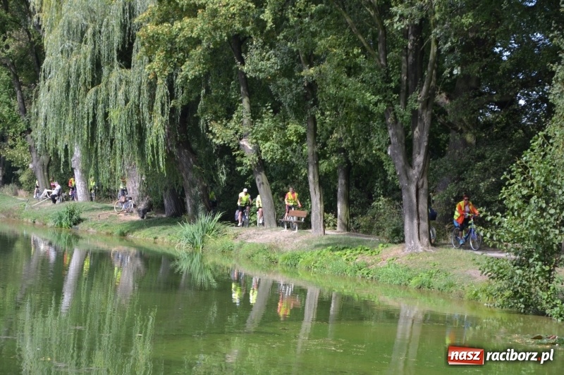 Zdjęcie w galerii na portalu naszraciborz.pl: Krzyżanowice. Rajd rowerowy na zakończenie sezonu wiadomości z regionu