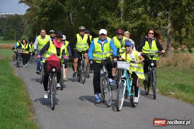Zdjęcie w galerii na portalu naszraciborz.pl: Krzyżanowice. Rajd rowerowy na zakończenie sezonu wiadomości z regionu