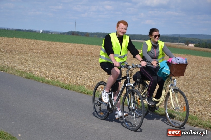 Zdjęcie w galerii na portalu naszraciborz.pl: Krzyżanowice. Rajd rowerowy na zakończenie sezonu wiadomości z regionu