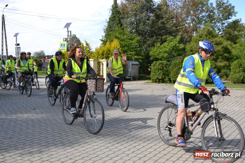 Zdjęcie w galerii na portalu naszraciborz.pl: Krzyżanowice. Rajd rowerowy na zakończenie sezonu wiadomości z regionu