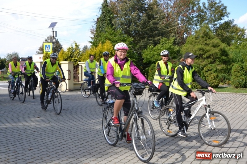 Zdjęcie w galerii na portalu naszraciborz.pl: Krzyżanowice. Rajd rowerowy na zakończenie sezonu wiadomości z regionu