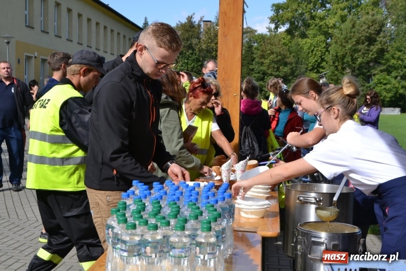Zdjęcie w galerii na portalu naszraciborz.pl: Krzyżanowice. Rajd rowerowy na zakończenie sezonu wiadomości z regionu