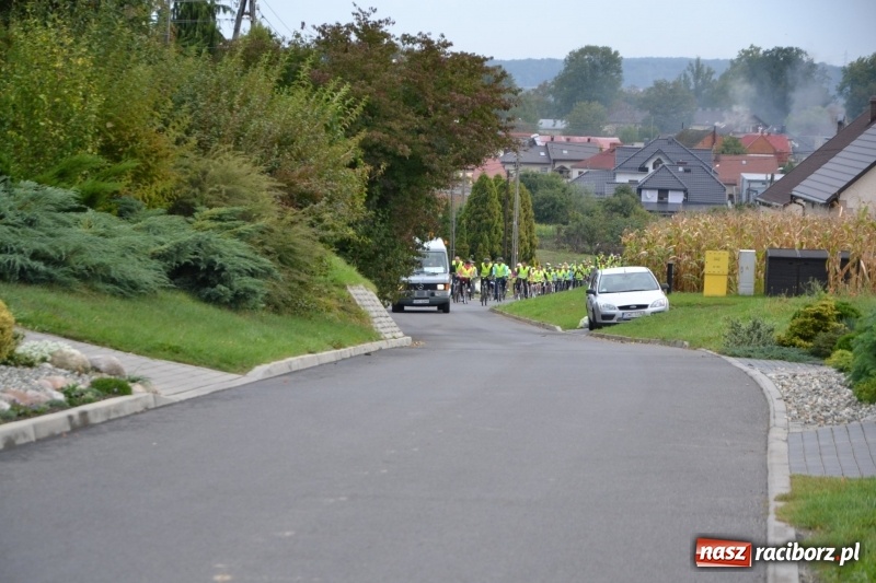 Zdjęcie w galerii na portalu naszraciborz.pl: Krzyżanowice. Rajd rowerowy na zakończenie sezonu wiadomości z regionu