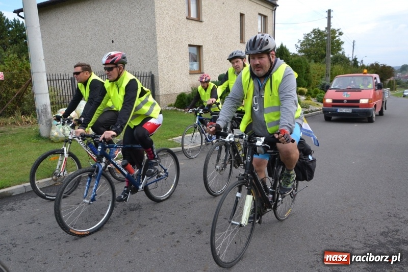 Zdjęcie w galerii na portalu naszraciborz.pl: Krzyżanowice. Rajd rowerowy na zakończenie sezonu wiadomości z regionu
