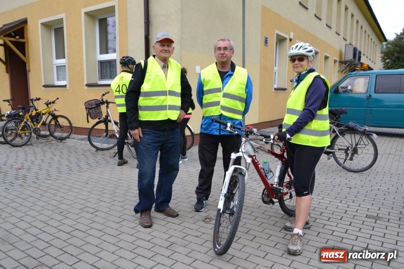 Zdjęcie w galerii na portalu naszraciborz.pl: Krzyżanowice. Rajd rowerowy na zakończenie sezonu wiadomości z regionu