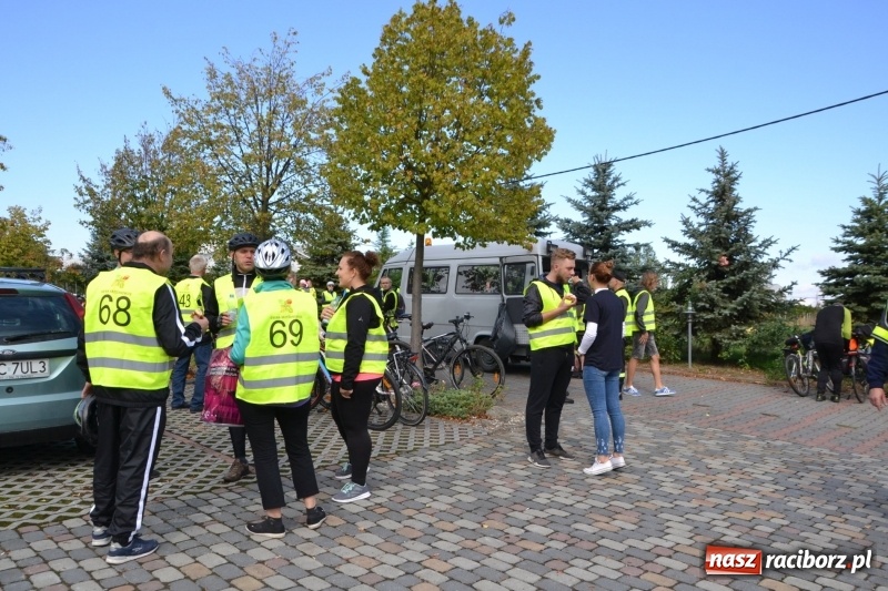 Zdjęcie w galerii na portalu naszraciborz.pl: Krzyżanowice. Rajd rowerowy na zakończenie sezonu wiadomości z regionu