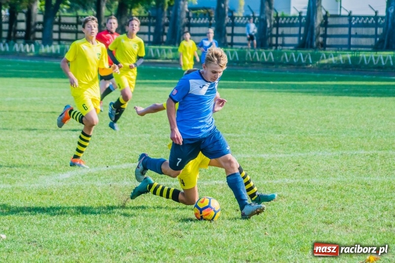 Zdjęcie w galerii na portalu naszraciborz.pl: Trampkarze Unii lepsi w meczu na szczycie wiadomości z regionu