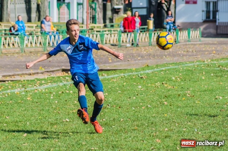 Zdjęcie w galerii na portalu naszraciborz.pl: Trampkarze Unii lepsi w meczu na szczycie wiadomości z regionu