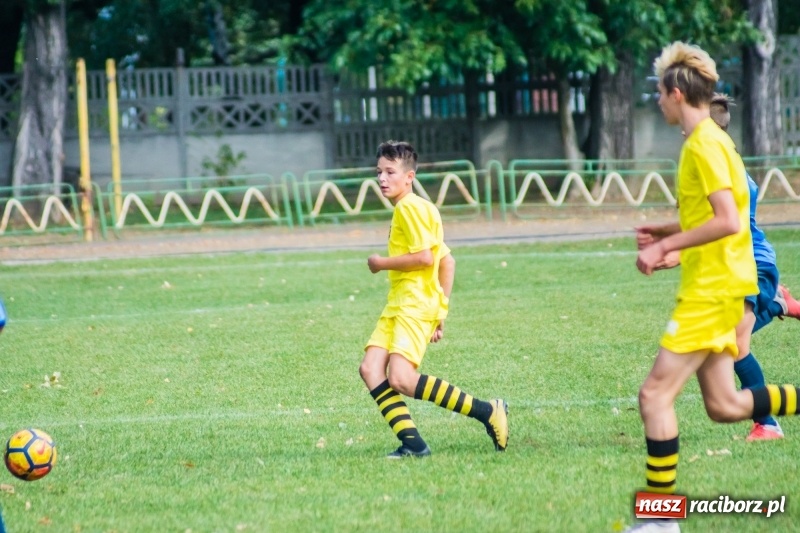 Zdjęcie w galerii na portalu naszraciborz.pl: Trampkarze Unii lepsi w meczu na szczycie wiadomości z regionu