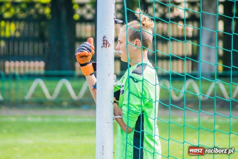 Zdjęcie w galerii na portalu naszraciborz.pl: Trampkarze Unii lepsi w meczu na szczycie wiadomości z regionu