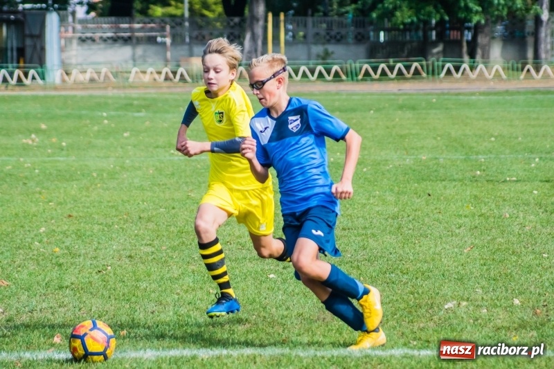 Zdjęcie w galerii na portalu naszraciborz.pl: Trampkarze Unii lepsi w meczu na szczycie wiadomości z regionu