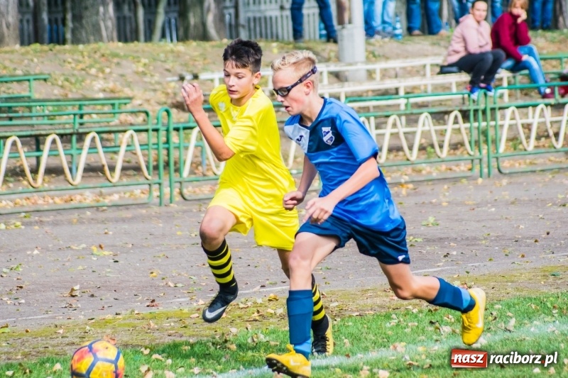 Zdjęcie w galerii na portalu naszraciborz.pl: Trampkarze Unii lepsi w meczu na szczycie wiadomości z regionu