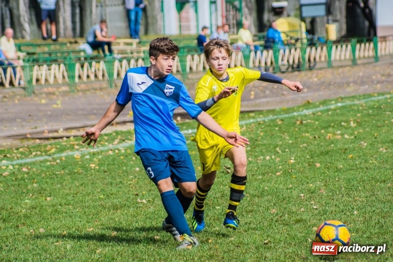 Zdjęcie w galerii na portalu naszraciborz.pl: Trampkarze Unii lepsi w meczu na szczycie wiadomości z regionu