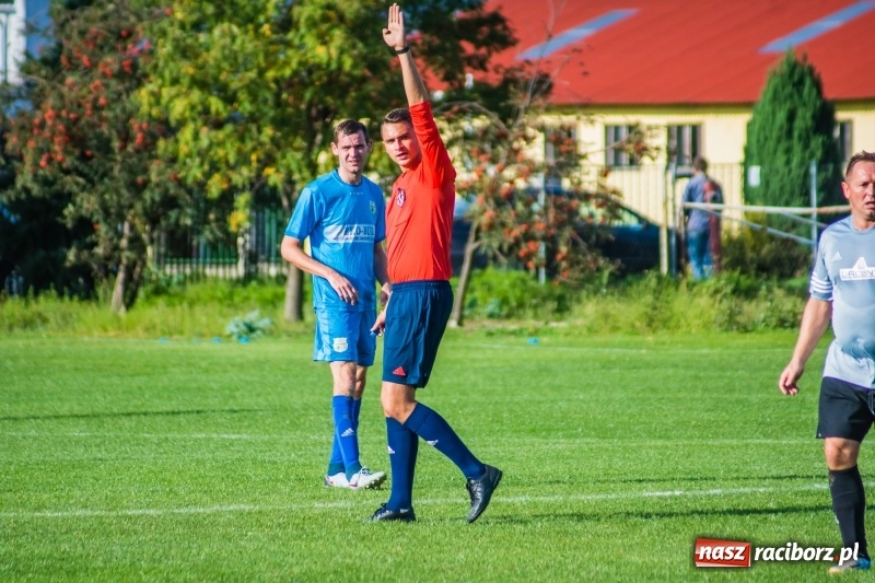 Zdjęcie w galerii na portalu naszraciborz.pl: Klasa okręgowa: Trzy do zera, Krzyżanowice żegnają outsidera wiadomości z regionu