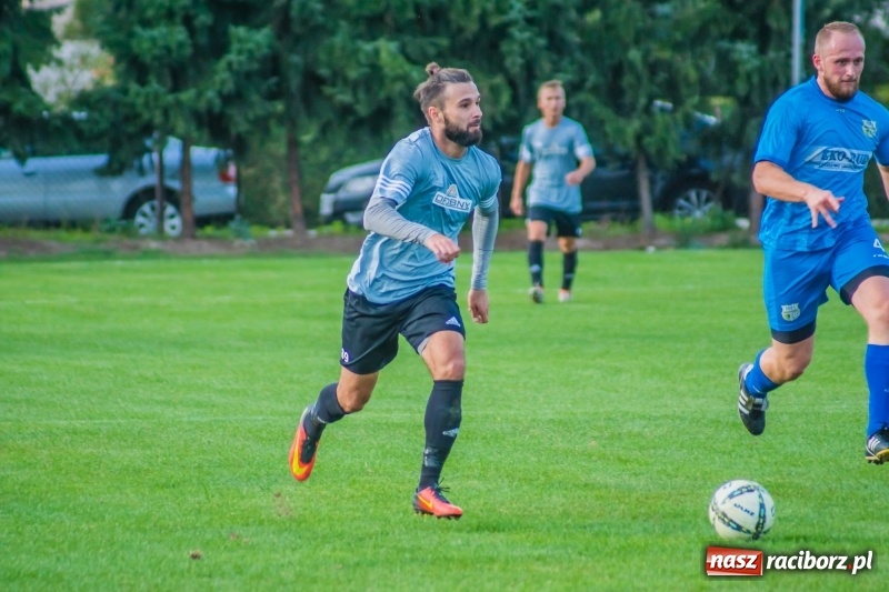 Zdjęcie w galerii na portalu naszraciborz.pl: Klasa okręgowa: Trzy do zera, Krzyżanowice żegnają outsidera wiadomości z regionu