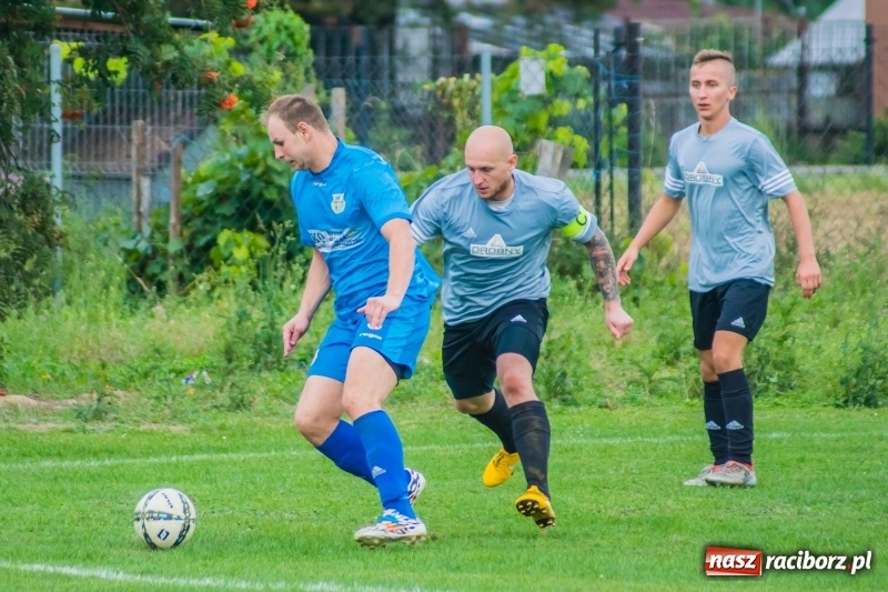 Zdjęcie w galerii na portalu naszraciborz.pl: Klasa okręgowa: Trzy do zera, Krzyżanowice żegnają outsidera wiadomości z regionu