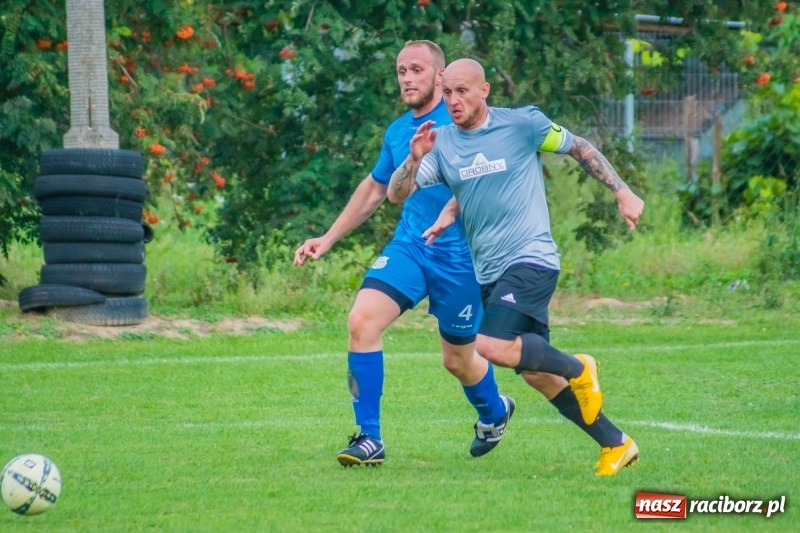 Zdjęcie w galerii na portalu naszraciborz.pl: Klasa okręgowa: Trzy do zera, Krzyżanowice żegnają outsidera wiadomości z regionu