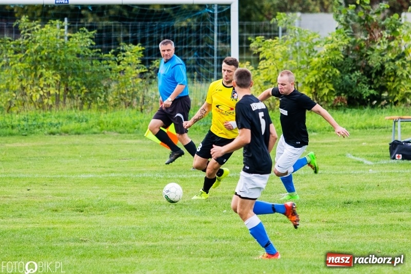 Zdjęcie w galerii na portalu naszraciborz.pl: A klasa: Pawłów lepszy od Czarnych z Nowej Wsi wiadomości z regionu