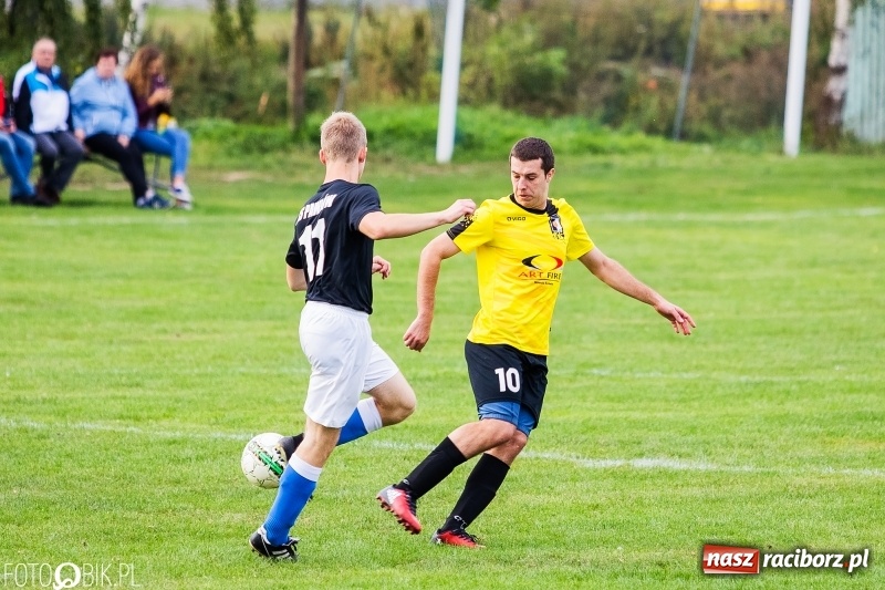 Zdjęcie w galerii na portalu naszraciborz.pl: A klasa: Pawłów lepszy od Czarnych z Nowej Wsi wiadomości z regionu