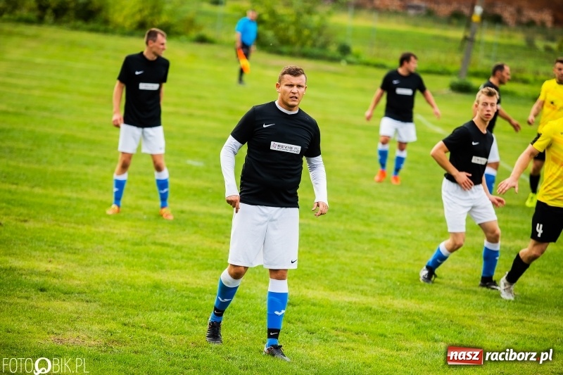 Zdjęcie w galerii na portalu naszraciborz.pl: A klasa: Pawłów lepszy od Czarnych z Nowej Wsi wiadomości z regionu