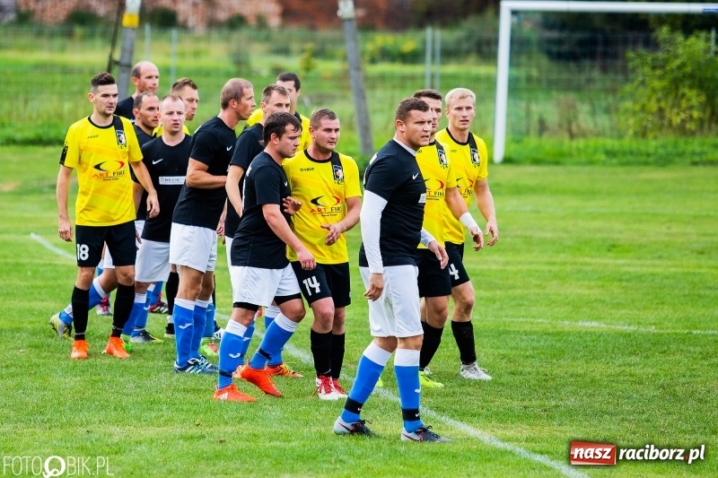 Zdjęcie w galerii na portalu naszraciborz.pl: A klasa: Pawłów lepszy od Czarnych z Nowej Wsi wiadomości z regionu