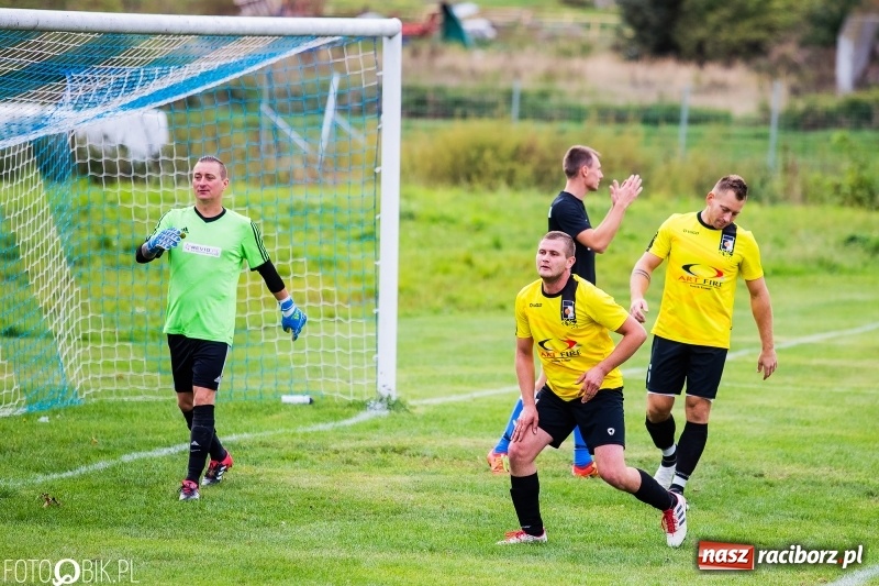 Zdjęcie w galerii na portalu naszraciborz.pl: A klasa: Pawłów lepszy od Czarnych z Nowej Wsi wiadomości z regionu