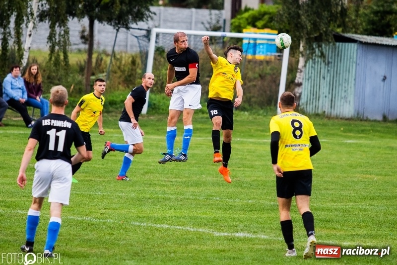 Zdjęcie w galerii na portalu naszraciborz.pl: A klasa: Pawłów lepszy od Czarnych z Nowej Wsi wiadomości z regionu