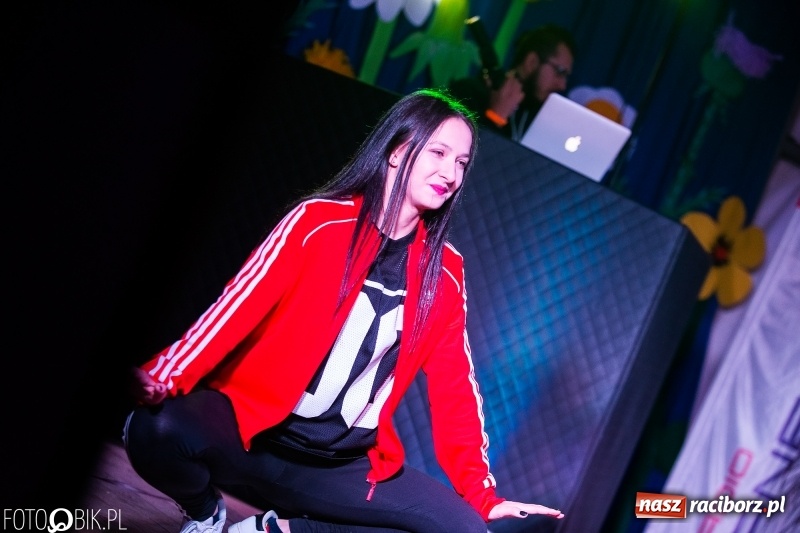 Zdjęcie w galerii na portalu naszraciborz.pl: Mandaryna gwiazdą pierwszego dnia dożynek w Raszczycach wiadomości z regionu