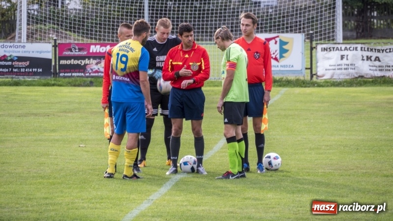 Zdjęcie w galerii na portalu naszraciborz.pl: Grad bramek w Nędzy. Gospodarze gromią Rogów! wiadomości z regionu