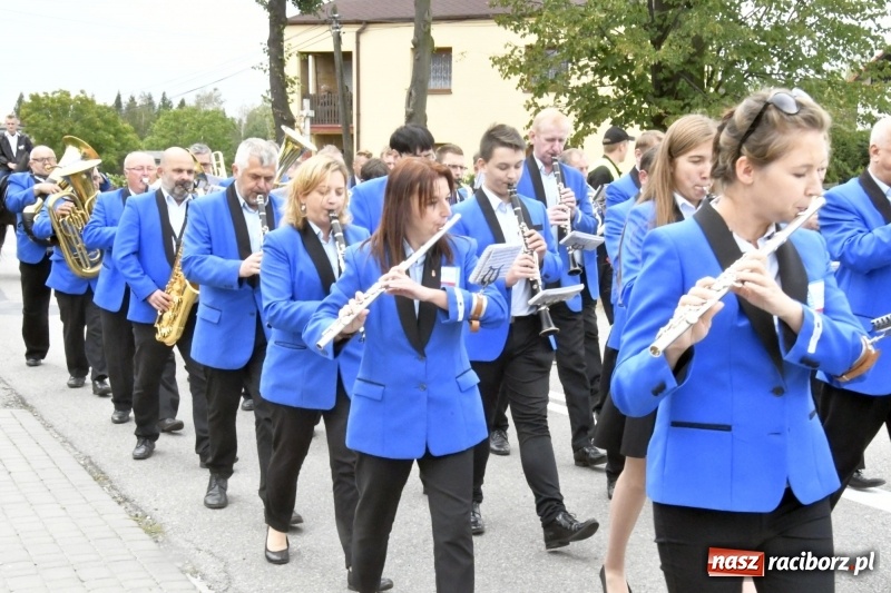 Zdjęcie w galerii na portalu naszraciborz.pl: Aloha! Dożynki w Raszczycach na tropikalną modłę wiadomości z regionu