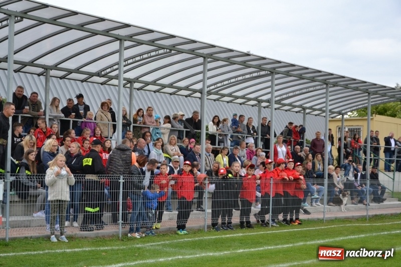 Zdjęcie w galerii na portalu naszraciborz.pl: OSP Owsiszcze z Pucharem Wójta. Gminne zawody sportowo-pożarnicze w Chałupkach  wiadomości z regionu