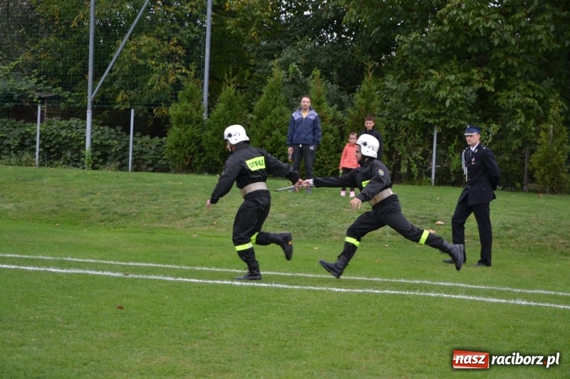 Zdjęcie w galerii na portalu naszraciborz.pl: OSP Owsiszcze z Pucharem Wójta. Gminne zawody sportowo-pożarnicze w Chałupkach  wiadomości z regionu