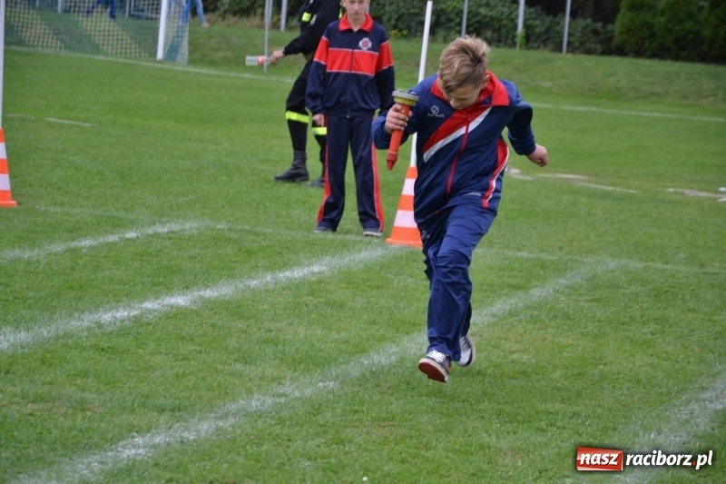 Zdjęcie w galerii na portalu naszraciborz.pl: OSP Owsiszcze z Pucharem Wójta. Gminne zawody sportowo-pożarnicze w Chałupkach  wiadomości z regionu