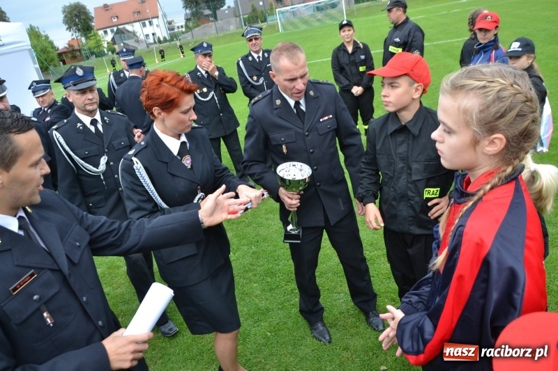 Zdjęcie w galerii na portalu naszraciborz.pl: OSP Owsiszcze z Pucharem Wójta. Gminne zawody sportowo-pożarnicze w Chałupkach  wiadomości z regionu