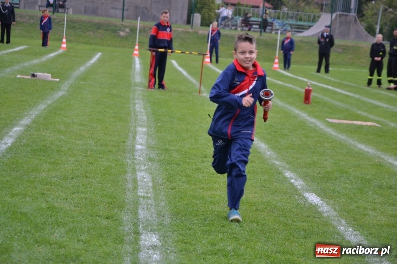 Zdjęcie w galerii na portalu naszraciborz.pl: OSP Owsiszcze z Pucharem Wójta. Gminne zawody sportowo-pożarnicze w Chałupkach  wiadomości z regionu