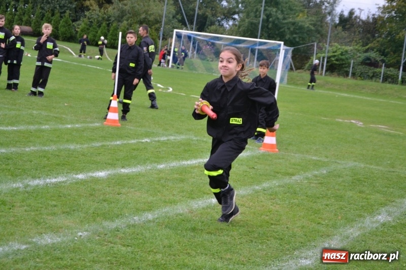 Zdjęcie w galerii na portalu naszraciborz.pl: OSP Owsiszcze z Pucharem Wójta. Gminne zawody sportowo-pożarnicze w Chałupkach  wiadomości z regionu