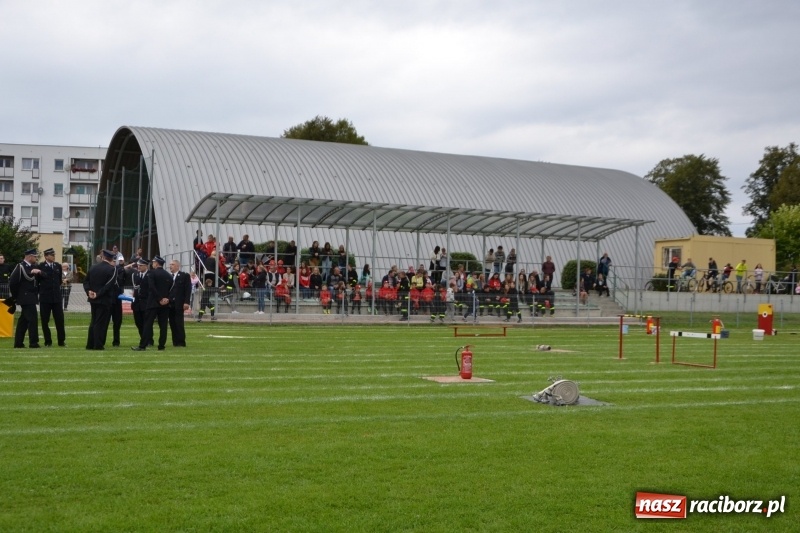 Zdjęcie w galerii na portalu naszraciborz.pl: OSP Owsiszcze z Pucharem Wójta. Gminne zawody sportowo-pożarnicze w Chałupkach  wiadomości z regionu