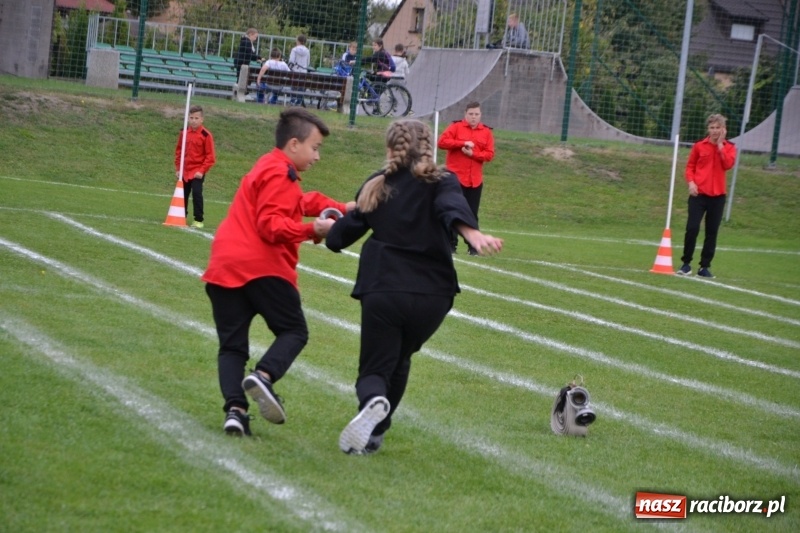 Zdjęcie w galerii na portalu naszraciborz.pl: OSP Owsiszcze z Pucharem Wójta. Gminne zawody sportowo-pożarnicze w Chałupkach  wiadomości z regionu
