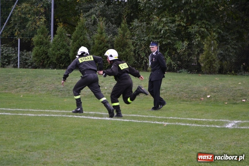 Zdjęcie w galerii na portalu naszraciborz.pl: OSP Owsiszcze z Pucharem Wójta. Gminne zawody sportowo-pożarnicze w Chałupkach  wiadomości z regionu