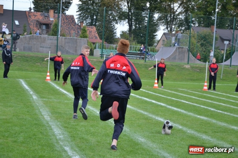 Zdjęcie w galerii na portalu naszraciborz.pl: OSP Owsiszcze z Pucharem Wójta. Gminne zawody sportowo-pożarnicze w Chałupkach  wiadomości z regionu