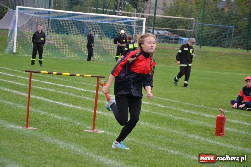 Zdjęcie w galerii na portalu naszraciborz.pl: OSP Owsiszcze z Pucharem Wójta. Gminne zawody sportowo-pożarnicze w Chałupkach  wiadomości z regionu