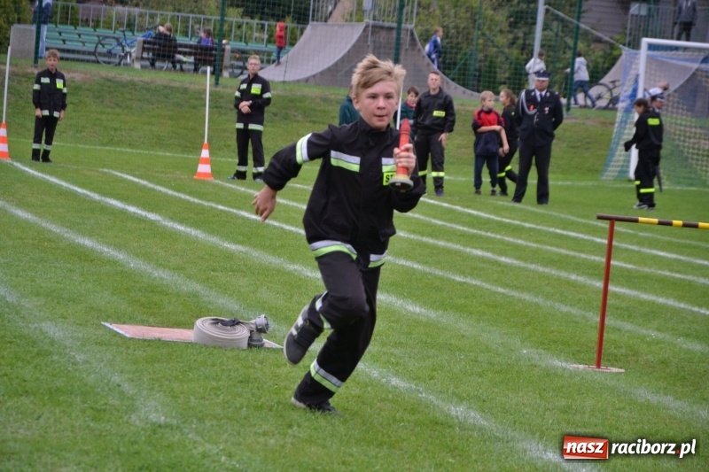 Zdjęcie w galerii na portalu naszraciborz.pl: OSP Owsiszcze z Pucharem Wójta. Gminne zawody sportowo-pożarnicze w Chałupkach  wiadomości z regionu