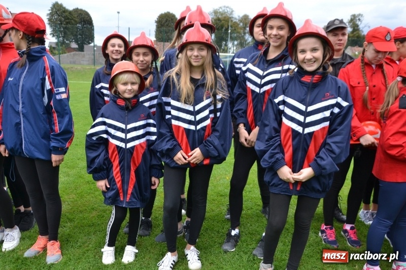 Zdjęcie w galerii na portalu naszraciborz.pl: OSP Owsiszcze z Pucharem Wójta. Gminne zawody sportowo-pożarnicze w Chałupkach  wiadomości z regionu