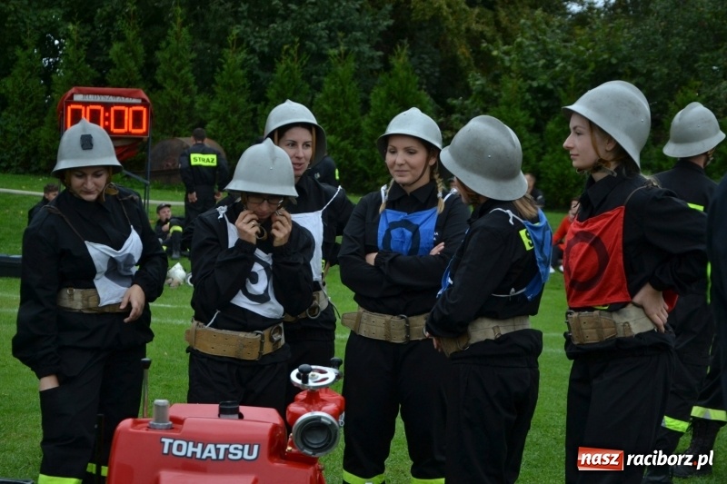 Zdjęcie w galerii na portalu naszraciborz.pl: OSP Owsiszcze z Pucharem Wójta. Gminne zawody sportowo-pożarnicze w Chałupkach  wiadomości z regionu