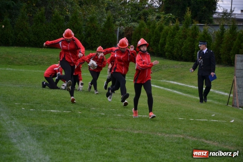 Zdjęcie w galerii na portalu naszraciborz.pl: OSP Owsiszcze z Pucharem Wójta. Gminne zawody sportowo-pożarnicze w Chałupkach  wiadomości z regionu