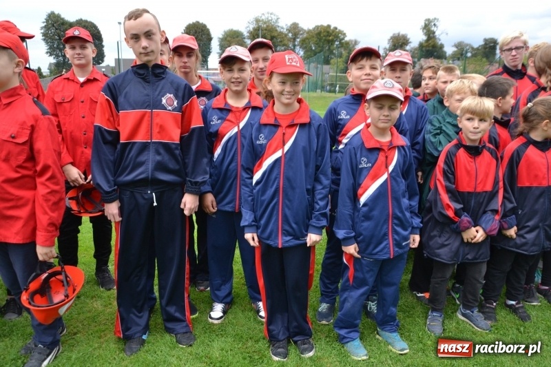 Zdjęcie w galerii na portalu naszraciborz.pl: OSP Owsiszcze z Pucharem Wójta. Gminne zawody sportowo-pożarnicze w Chałupkach  wiadomości z regionu