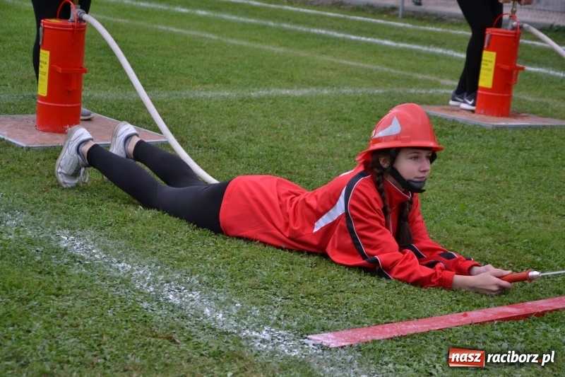 Zdjęcie w galerii na portalu naszraciborz.pl: OSP Owsiszcze z Pucharem Wójta. Gminne zawody sportowo-pożarnicze w Chałupkach  wiadomości z regionu